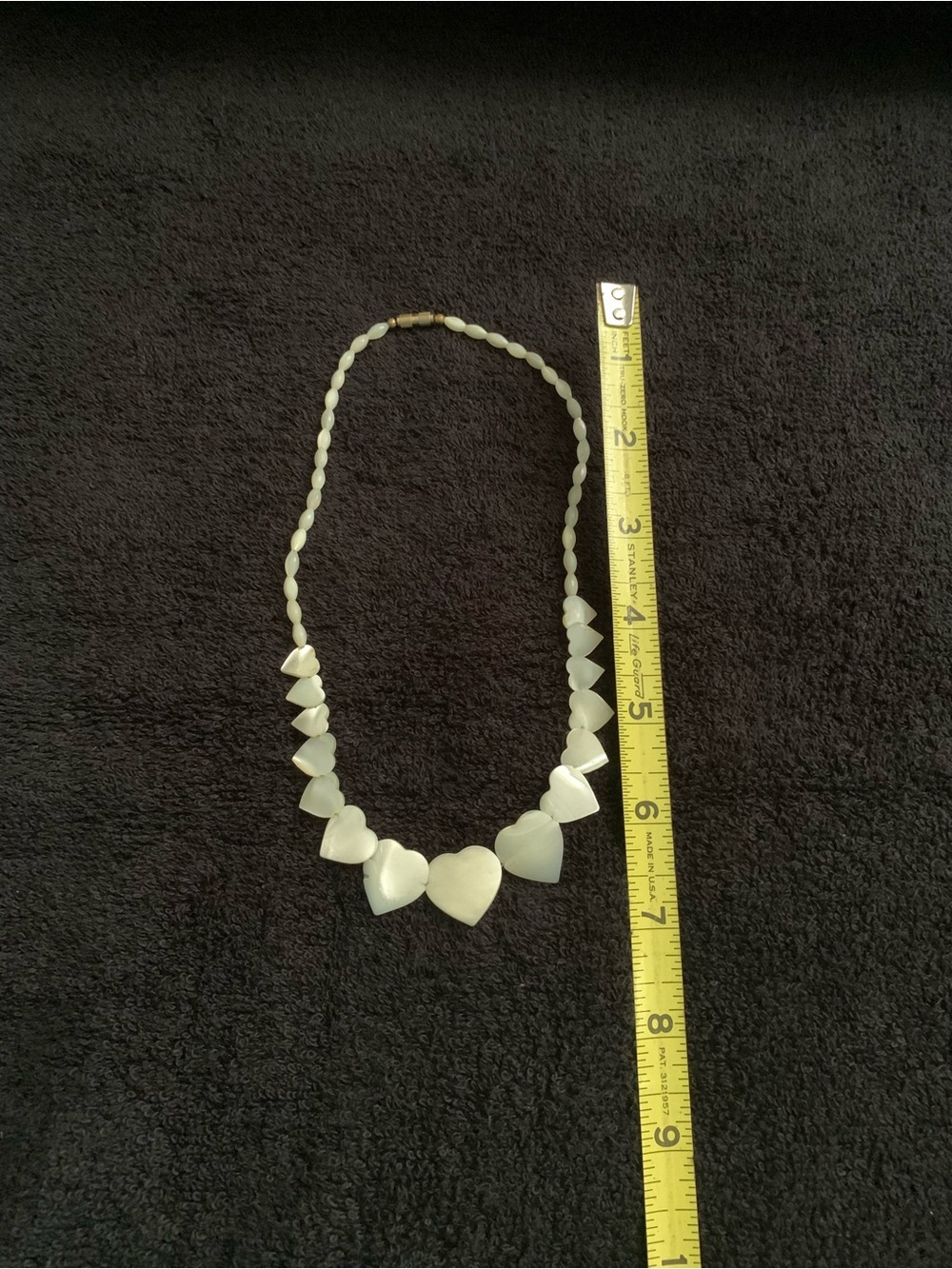 Vintage Mother of Pearl Heart Shaped Cream Necklace - Picture 6 of 9